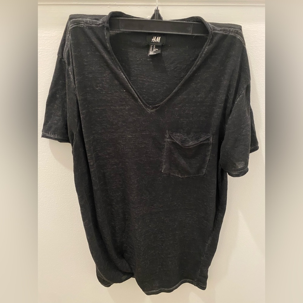 H&M V-neck T-shirt